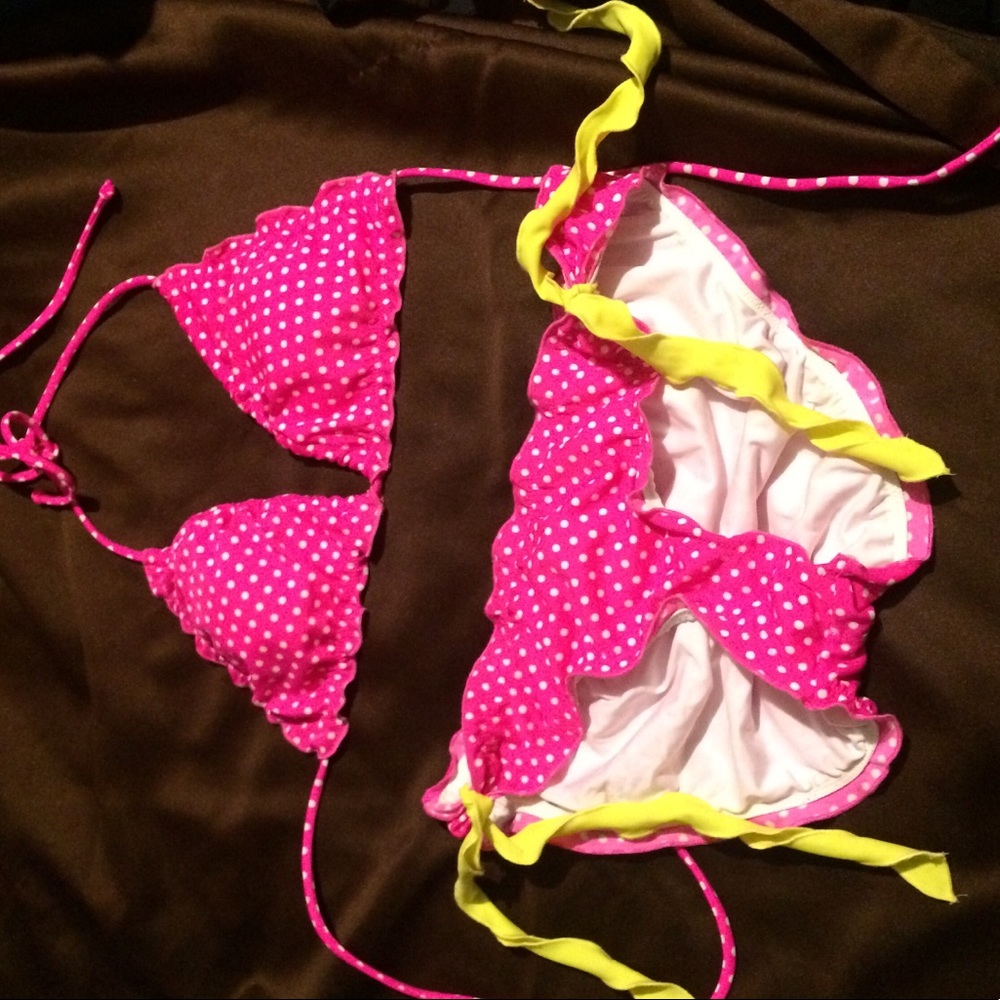 Victoria’s Secret bikini set read description